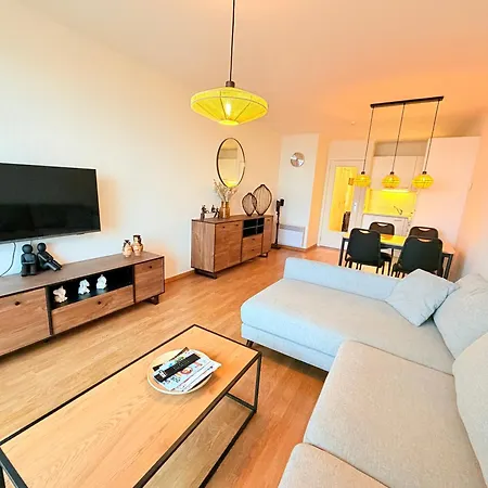 Bel Air - Beachside One-bedroom In T142 * Ostend