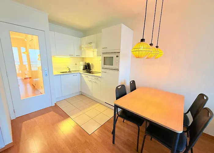 Bel Air - Beachside One-bedroom In T142 公寓 奥斯滕德