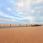 Bel Air - Beachside One-bedroom In T142 דירה